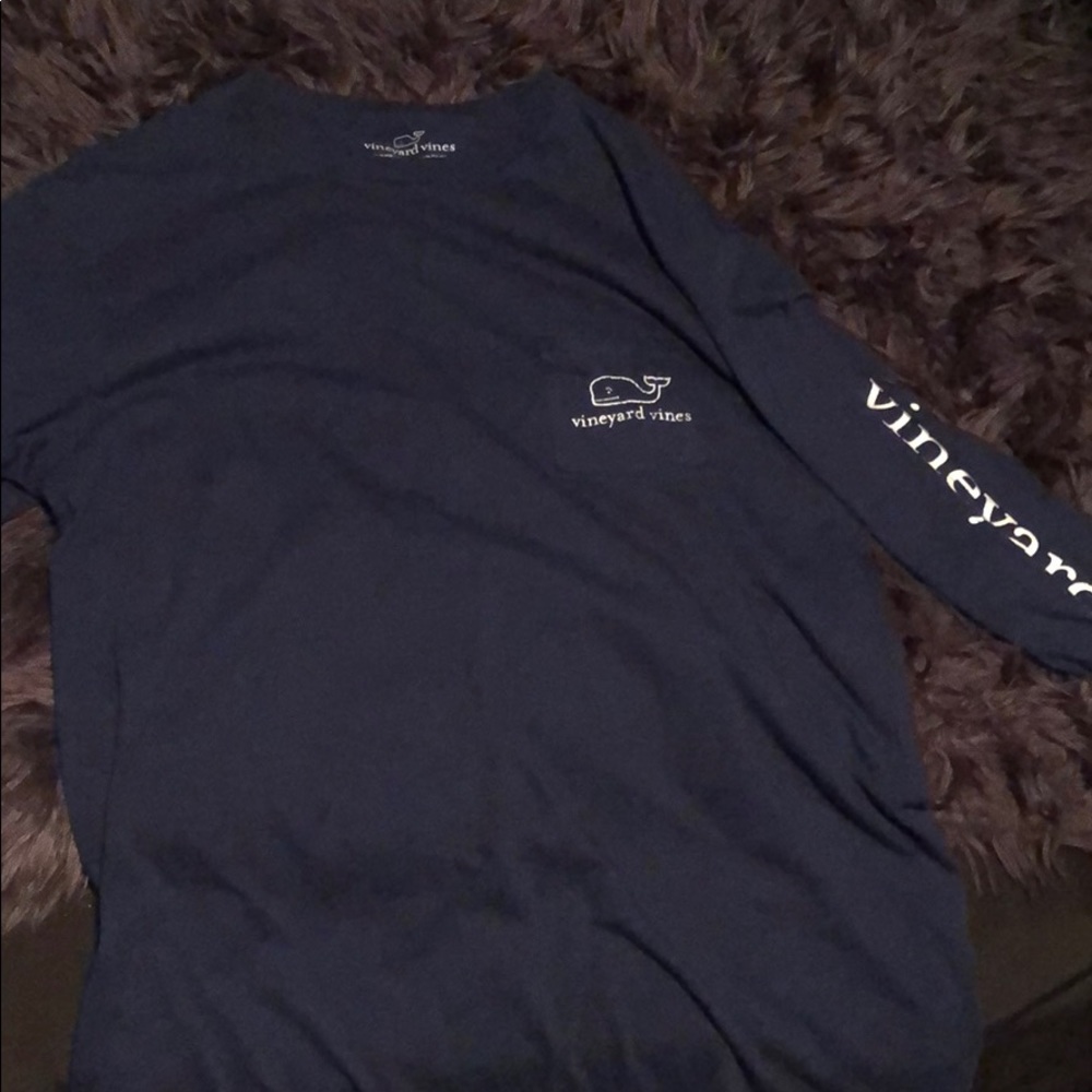 3 long sleeve vineyard vine shirts